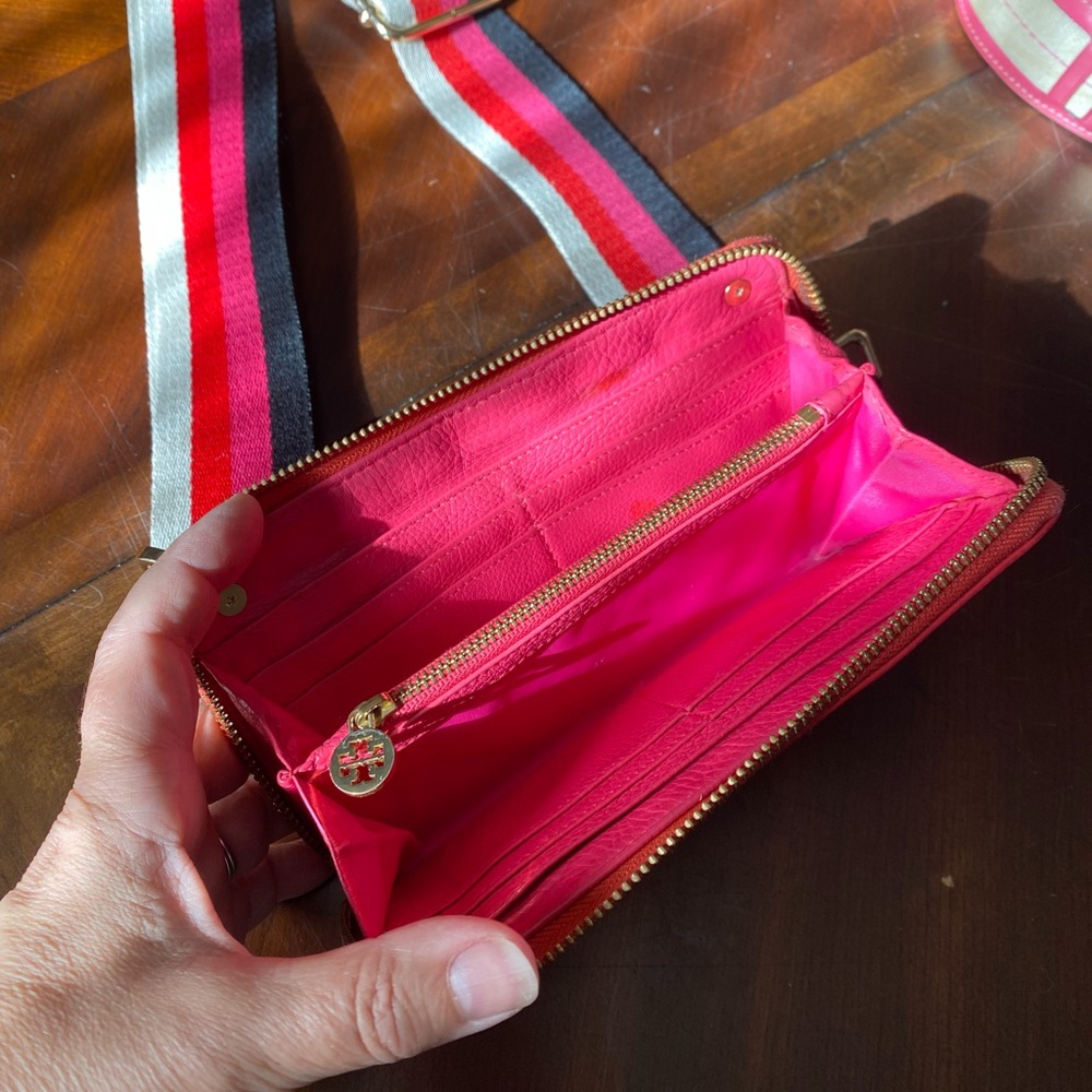 Tory Burch Red Leather Crossbody Wallet with Multicolor Stripe Strap - Picture 4 of 10